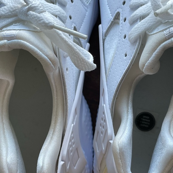 Nike Huarache white and cream worn once - Picture 4 of 9